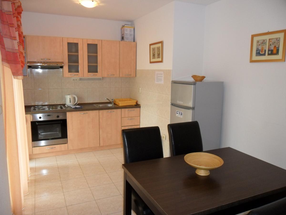 Apartments Villa Bayview Trogir Bagian luar foto